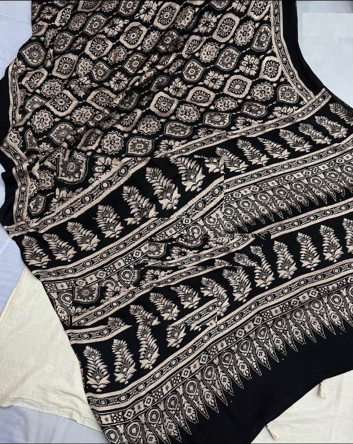 Awsome- Multi Mangalagiri Cotton Saree With Designer Blouse - PC-112