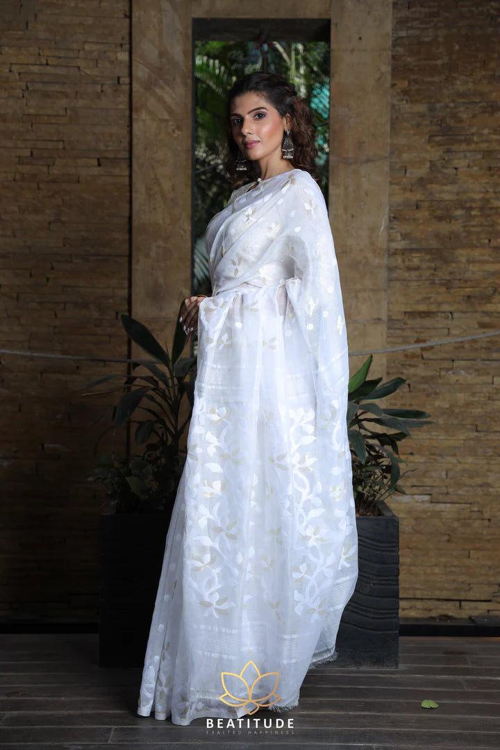 White Handwoven Jacquard Jamdani Saree